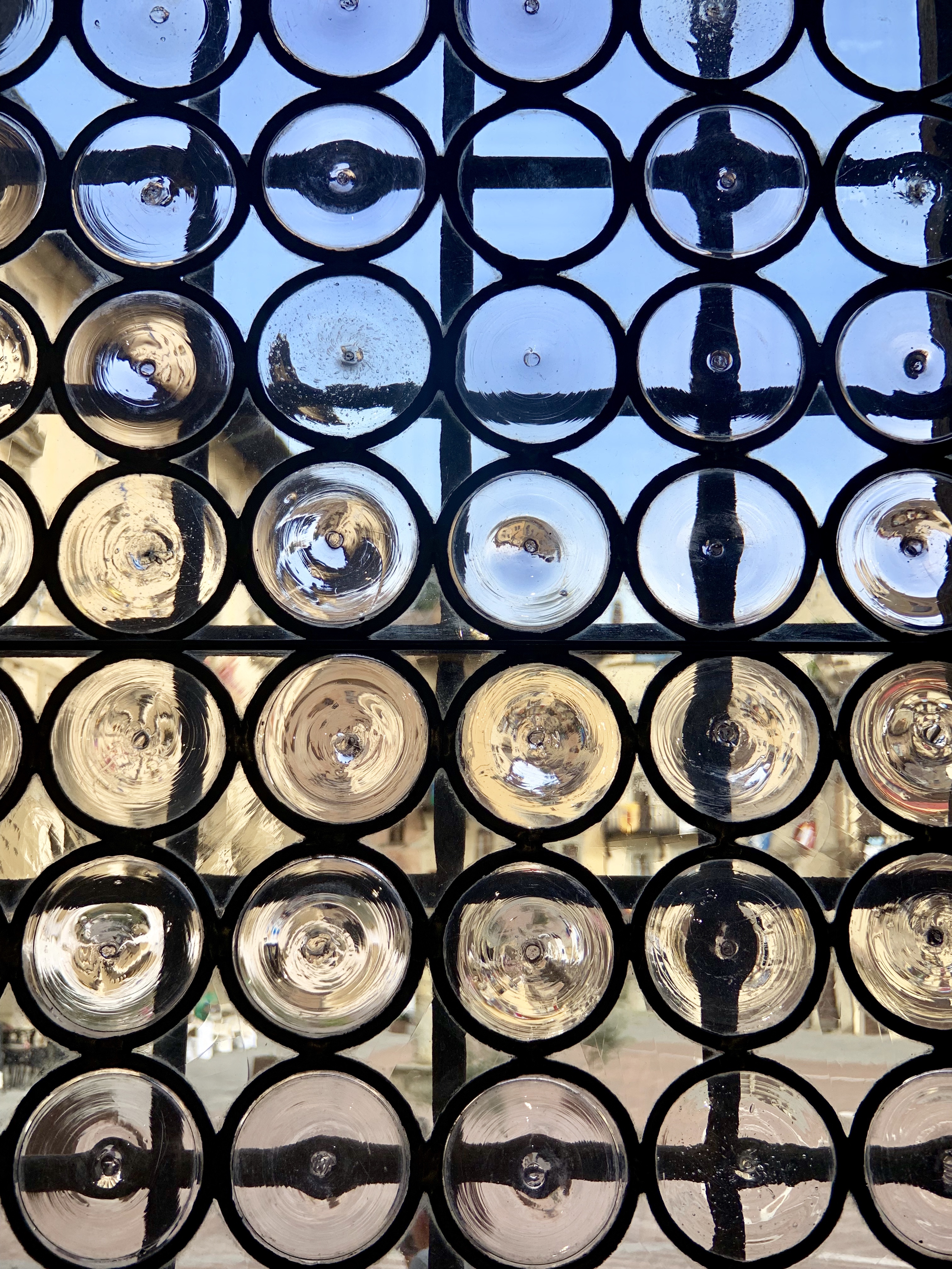 “Rondels” in a museum’s old window, for you glass nerds